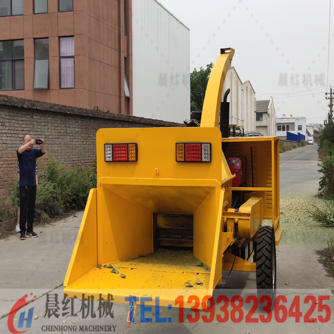 大型多功能木材粉碎機(jī)試機(jī)視頻