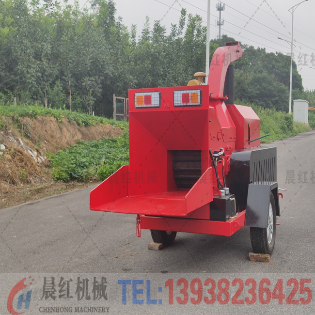 大型樹(shù)枝粉碎機(jī)